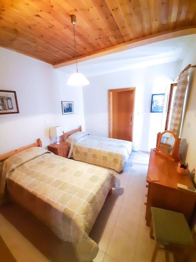 Kellaki Cottage - 2 Bedroom With Pool, Sleeps 6 Esterno foto