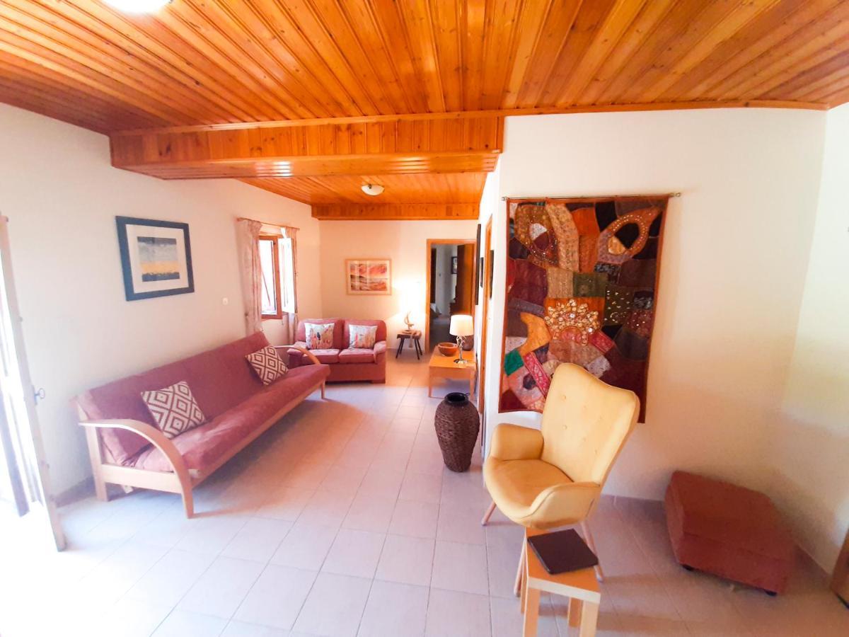 Kellaki Cottage - 2 Bedroom With Pool, Sleeps 6 Esterno foto
